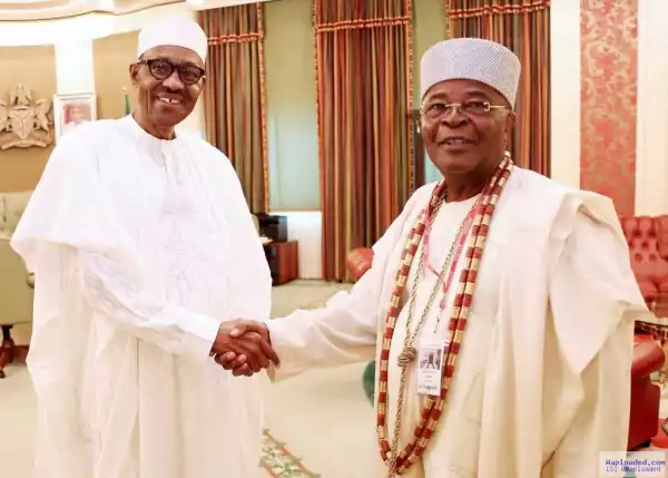 Buhari holds ‘private meeting’ with Alake of Egbaland, Na’Abba, Justice Oguntade